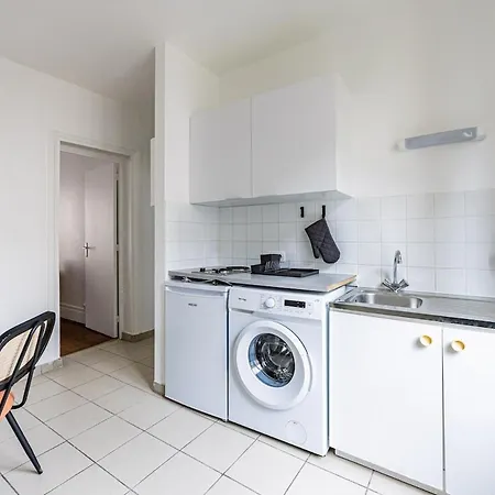 Renovated 2 People Nation Bastille 11 Daire