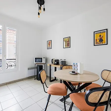 Apartament Renovated 2 People Nation Bastille 11 Paryż